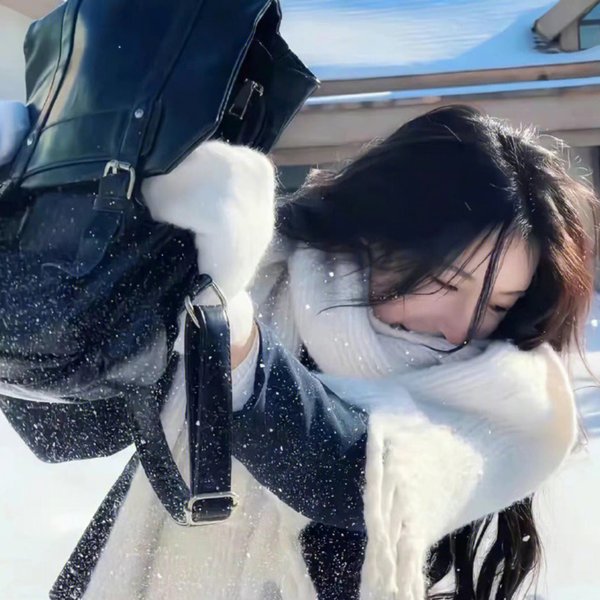 麻辣老师1这个女生有点冷
